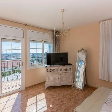 Homeholidaysrentals Delphi Holiday home *